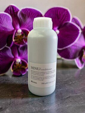 Davines Minu Color Protection Shine Boost Gentle Hydration  Conditioner 33.81 oz